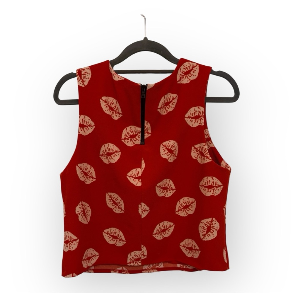 Red Lip Print Valentines Day Tank – Kiss Pattern Sleeveless Top Retro Small - Picture 2 of 4